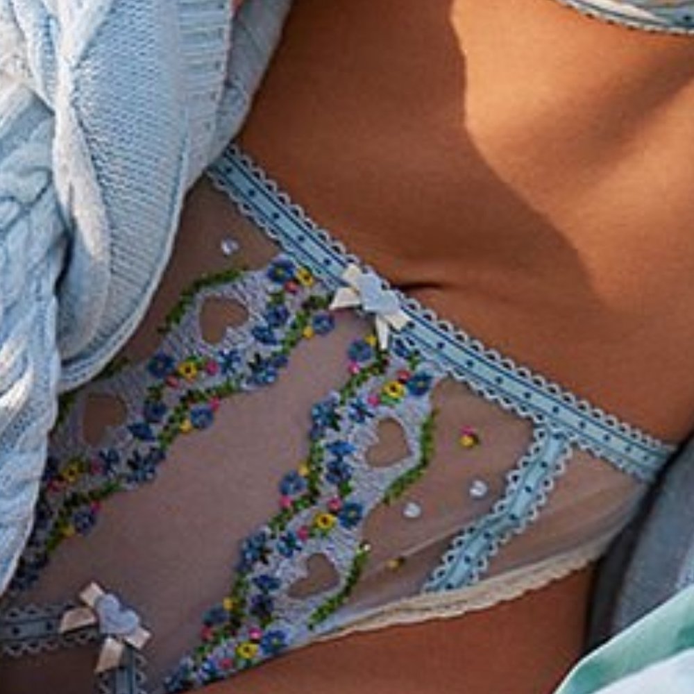 For Love and Lemons MIDSUMMER High-Waist Panty - 🌼  LARGE 🌼